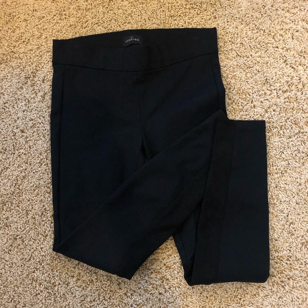 White House Black Market Black Legging